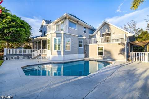 1495 Gordon River Ln, Naples FL - photo 7 of 50
