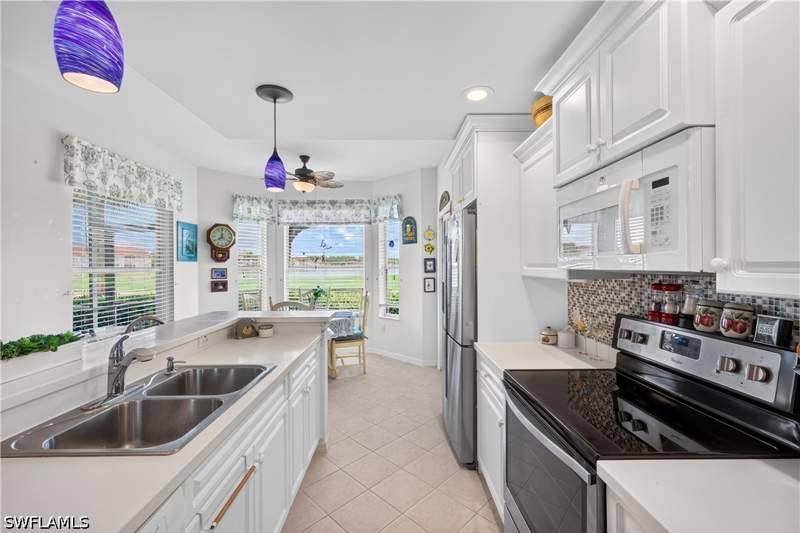 2 bedroom Condominium at 2760 Cypress Trace Cir 2514, Cypress Trace, Naples — photo 5