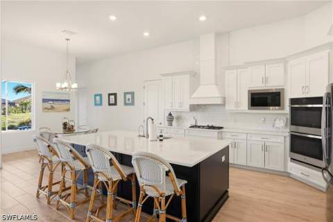 11420 Canal Grande Dr, Fort Myers FL - photo 7 of 42