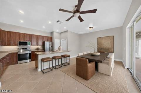 13954 Bently Cir, Fort Myers FL - photo 13 of 43