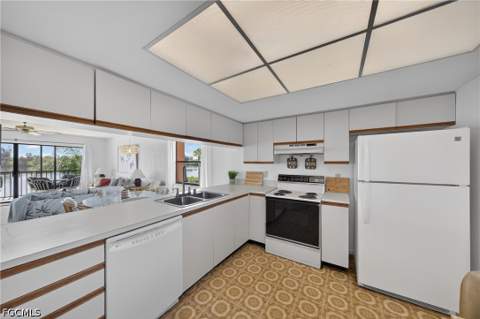 16200 Bay Pointe Blvd 208, North Fort Myers FL - photo 13 of 37