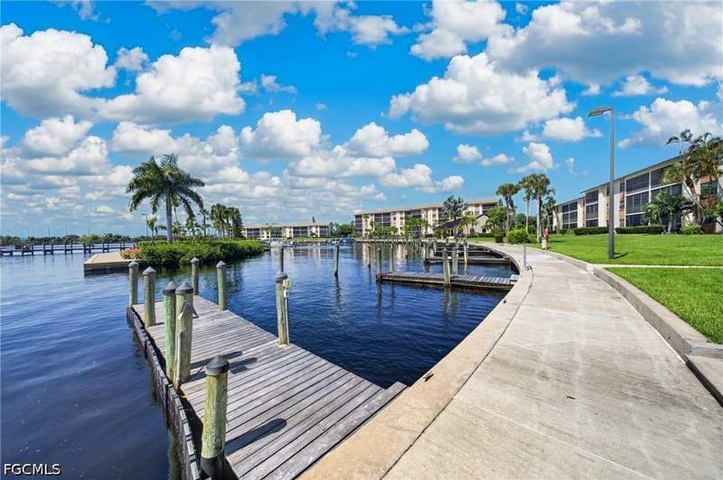 2 bedroom Condominium at 16200 Bay Pointe Blvd 208, Bay Pointe Yacht & Racquet Club, North Fort Myers — photo 2