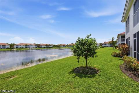 6670 Huntington Lakes Cir 104, Naples FL - photo 11 of 24