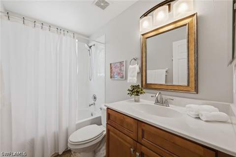 6670 Huntington Lakes Cir 104, Naples FL - photo 9 of 24