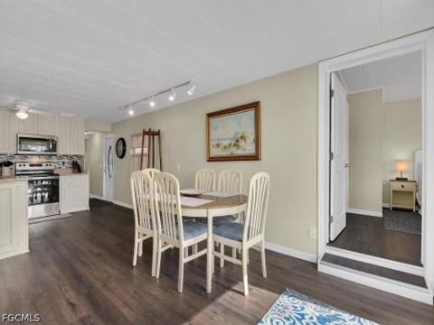 37 Channel Ln, Fort Myers FL - photo 14 of 42