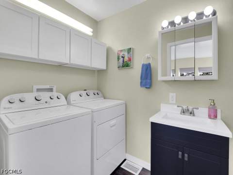 37 Channel Ln, Fort Myers FL - photo 17 of 42