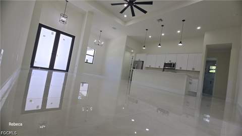 580 Woodview Dr, Lehigh Acres FL - photo 9 of 37