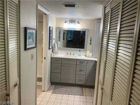 5730 Trailwinds Dr 411, Fort Myers FL - photo 15 of 22