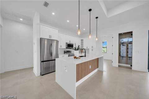 3909 25th St SW, Lehigh Acres FL - photo 8 of 50
