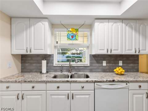 376 Prather Dr, Fort Myers FL - photo 12 of 40
