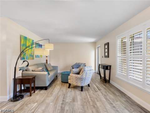 376 Prather Dr, Fort Myers FL - photo 7 of 40