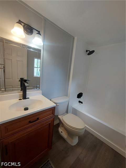 8386 Tolles Dr, North Fort Myers FL - photo 11 of 17