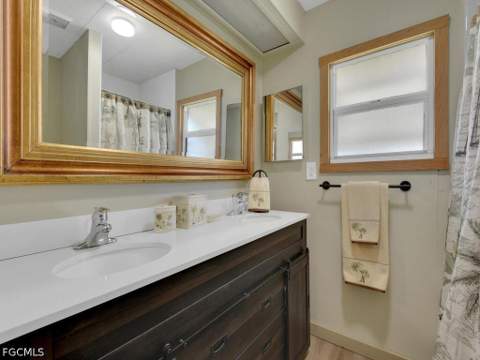 300 Shoreland Dr, Fort Myers FL - photo 19 of 30