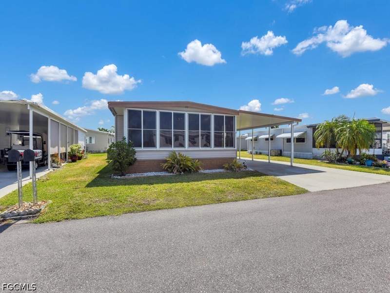 2 bedroom ManufacturedHome at 300 Shoreland Dr, Orange Harbor Mobile Home Park, Fort Myers — photo 2