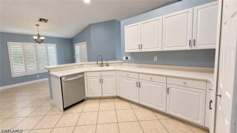 1016 Cleveland Ave, Lehigh Acres FL - photo 11 of 28
