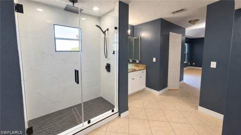 1016 Cleveland Ave, Lehigh Acres FL - photo 12 of 28