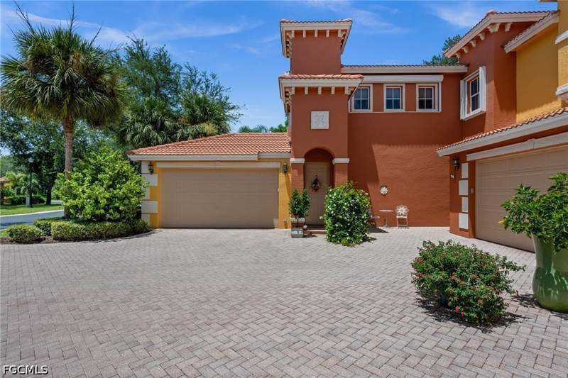 2 bedroom Condominium at 12089 Lucca St 201, Portofino, Fort Myers — photo 2