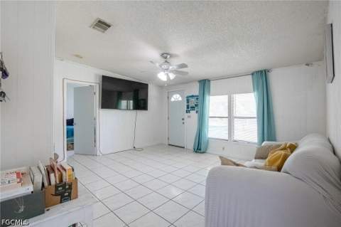 735 N Granja St, Clewiston FL - photo 9 of 42