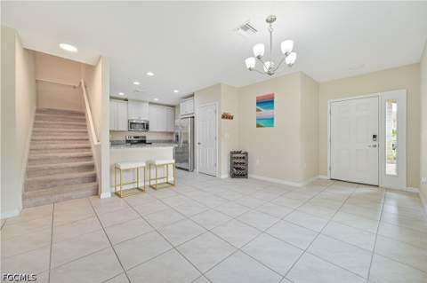 3733 Crofton Ct, Fort Myers FL - photo 10 of 38