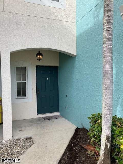 3 bedroom Townhouse at 3604 Cedar Oak Dr 103, Forest Lake Townhomes, Fort Myers — photo 2
