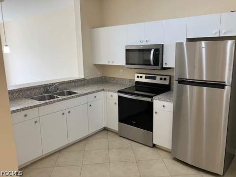 3604 Cedar Oak Dr 103, Fort Myers FL - photo 6 of 29