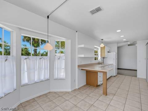 1131 10th Ave NE, Naples FL - photo 7 of 23