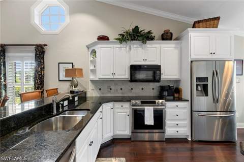 221 Kings Way, Naples FL - photo 8 of 28