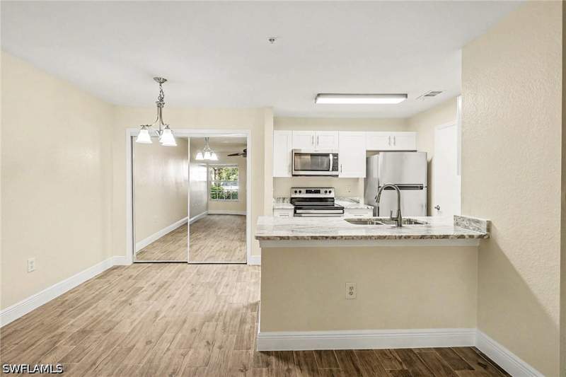1 bedroom Condominium at 14880 Pleasant Bay Ln 2101, Vanderbilt Place, Naples — photo 4