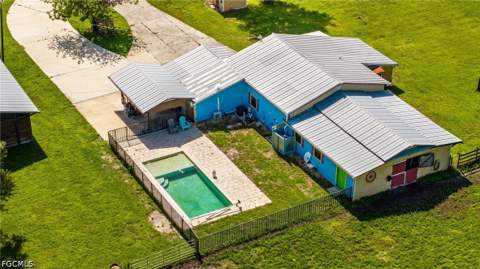 5500/5510 Pangola Rd, Fort Myers FL - photo 10 of 50