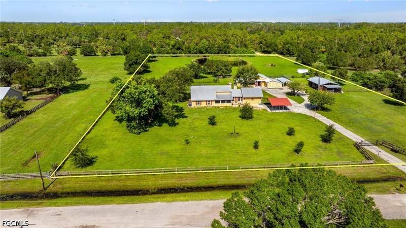 4 bedroom SingleFamilyResidence at 5500/5510 Pangola RD, ORANGE RIVER RANCHETTES, Fort Myers — photo 2