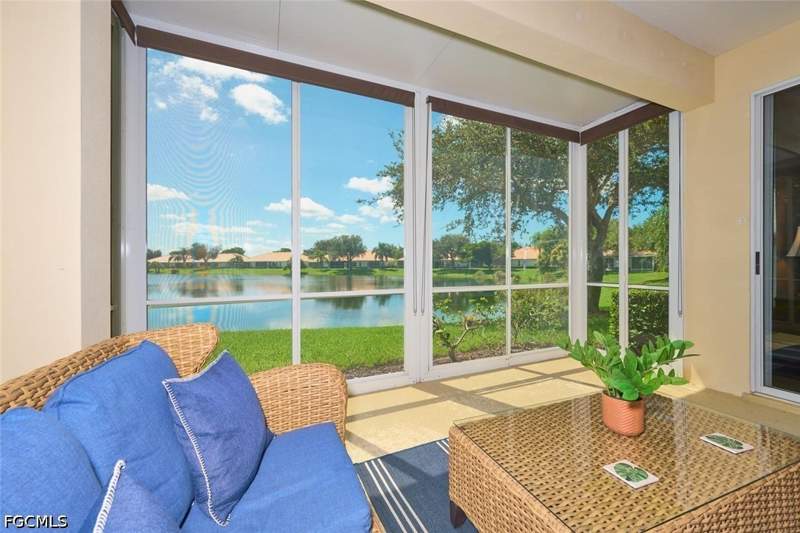 2 bedroom Attached at 8837 E Bay Cir, Sommerset Villas, Fort Myers — photo 5