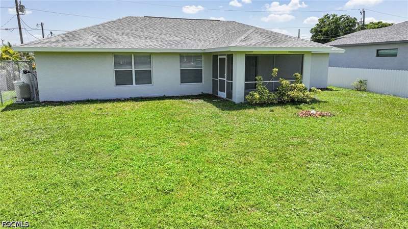 3 bedroom SingleFamilyResidence at 4008 10th St W, Lehigh Acres, Lehigh Acres — photo 4