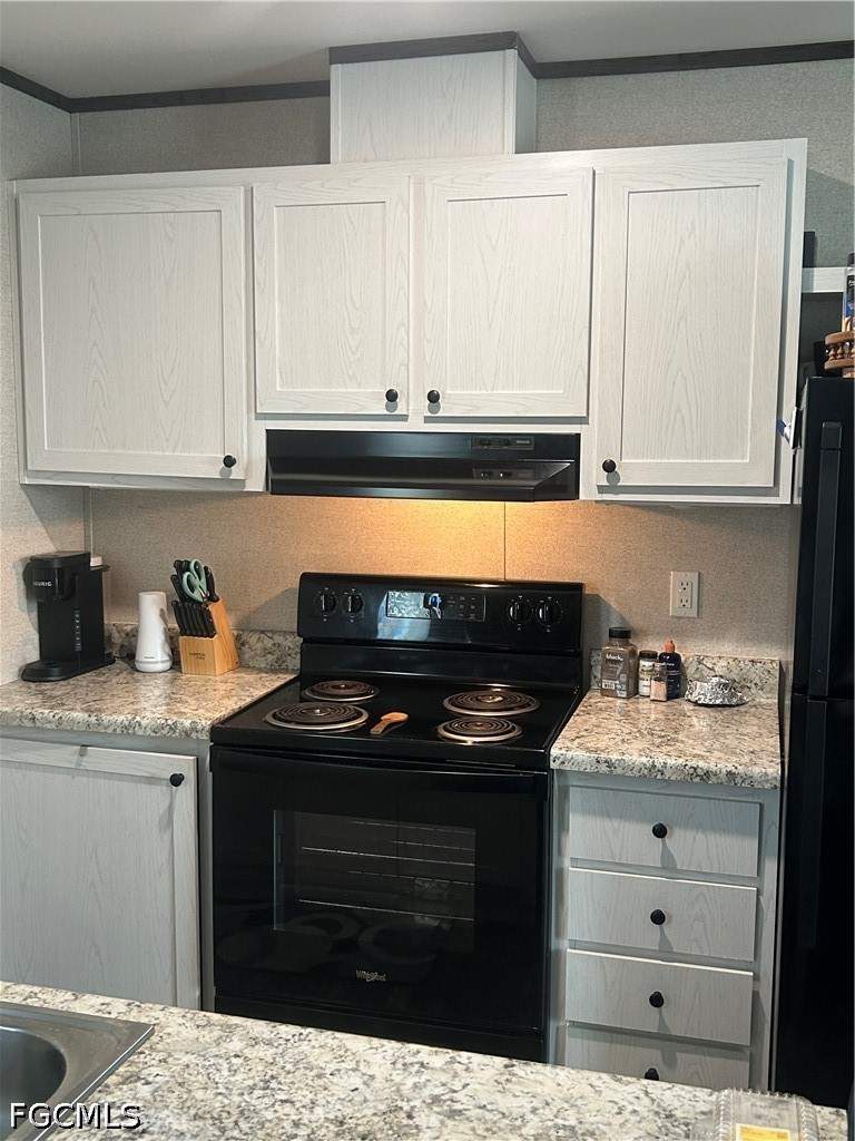 2 bedroom ManufacturedHome at 11261 Bombay Ln, Coastal Estates, Fort Myers — photo 3