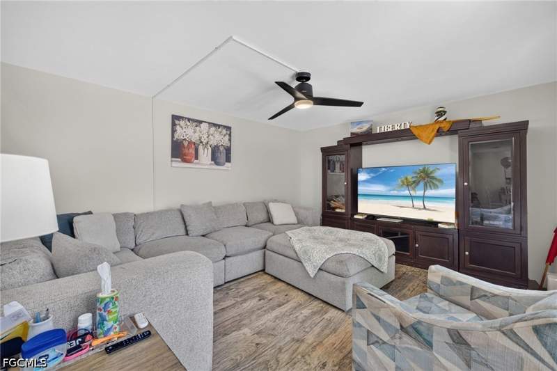 2 bedroom Condominium at 1448 Park Shore Cir 2, Hamlet, Fort Myers — photo 4