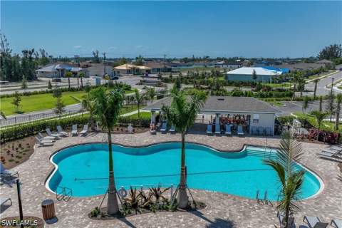 583 Spring Hill Lake Loop, Cape Coral FL - photo 20 of 26