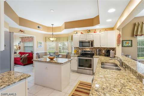 8184 Saratoga Dr 801, Naples FL - photo 11 of 32