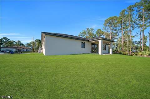 2813 40th St W, Lehigh Acres FL - photo 7 of 50