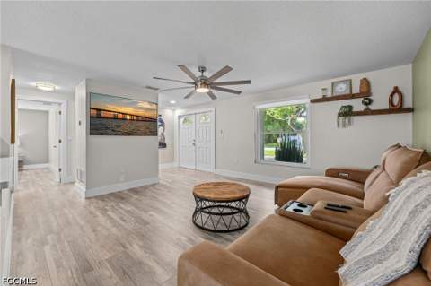 1223 Biltmore Dr, Fort Myers FL - photo 11 of 41