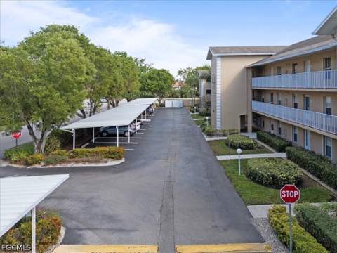 9660 Victoria Ln 206, Naples FL - photo 20 of 23