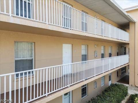 9660 Victoria Ln 206, Naples FL - photo 22 of 23