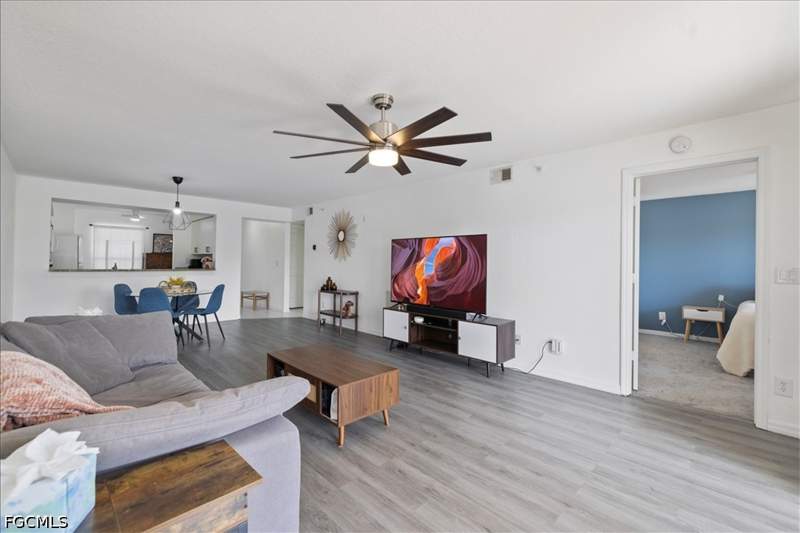 2 bedroom Condominium at 9660 Victoria Ln 206, Victoria Shores, Naples — photo 3
