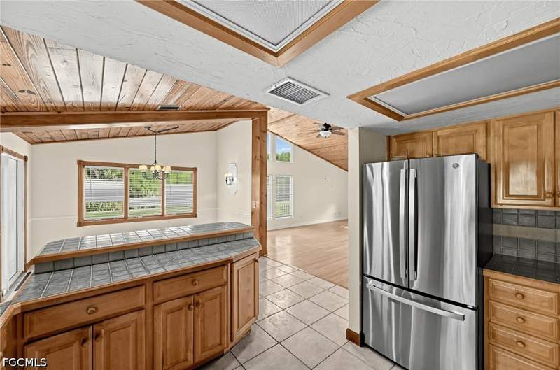 3 bedroom SingleFamilyResidence at 6150 Westport Ln, Golden Gate Estates, Naples — photo 3