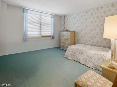 320 Seaview Ct 904, Marco Island FL - photo 19 of 40