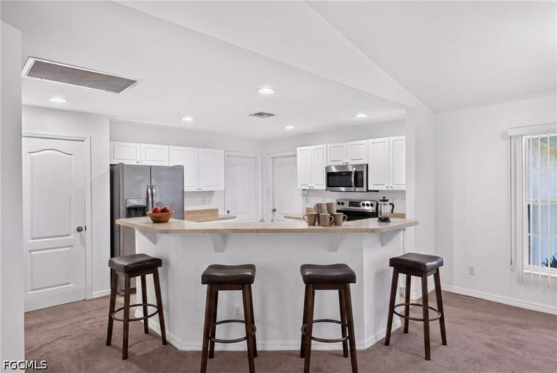 3 bedroom SingleFamilyResidence at 2902 49th St W, Lehigh Acres, Lehigh Acres — photo 4
