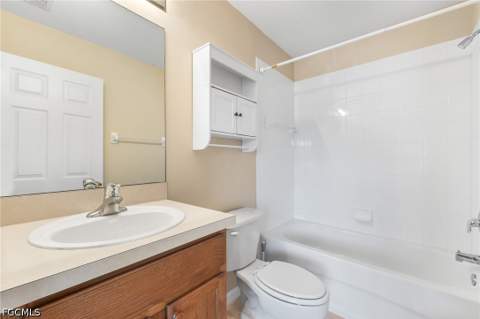 10059 Poppy Hill Dr, Fort Myers FL - photo 17 of 34