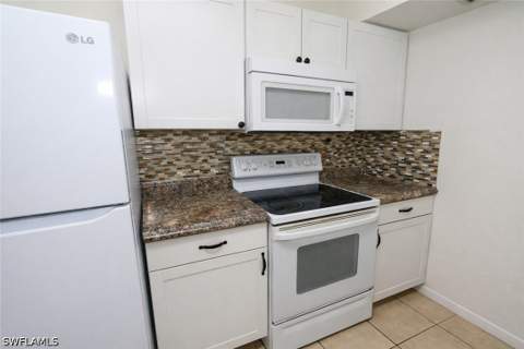 2828 Jackson St C4, Fort Myers FL - photo 13 of 29