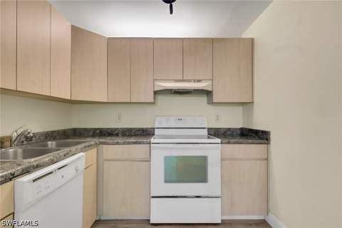 3460 N Key Dr 415, North Fort Myers FL - photo 24 of 35