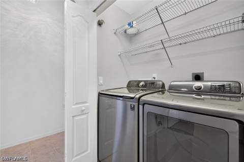 2815 Cypress Trace Cir 204, Naples FL - photo 24 of 44