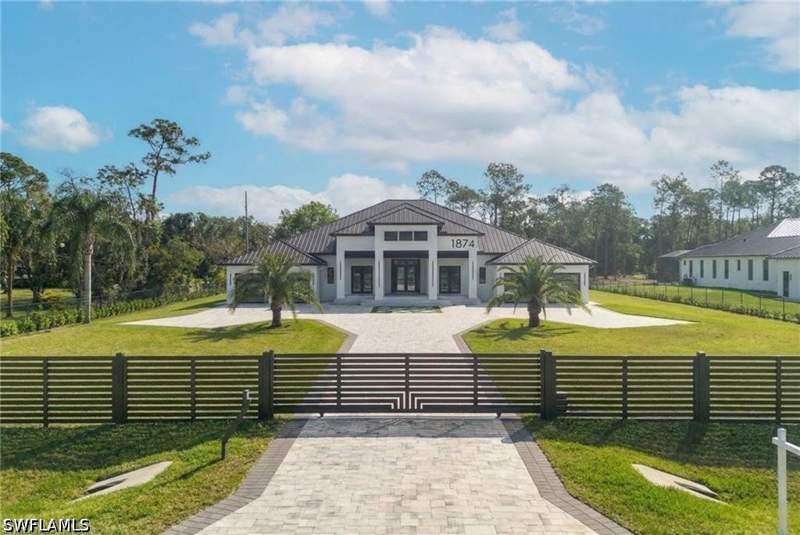 5 bedroom SingleFamilyResidence at 1874 39th St SW, Golden Gate Estates, Naples — photo 3