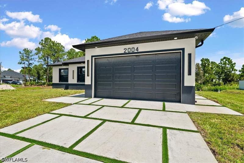 3 bedroom SingleFamilyResidence at 2004 W 9th St, Lehigh Acres, Lehigh Acres — photo 2